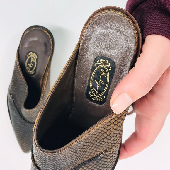 Salphy Dark Brown Dallas Alligator Hand Crafted Heeled Mule - Picture 7 of 10